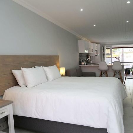 Mchaven @ 8 Apartment Swellendam Bagian luar foto