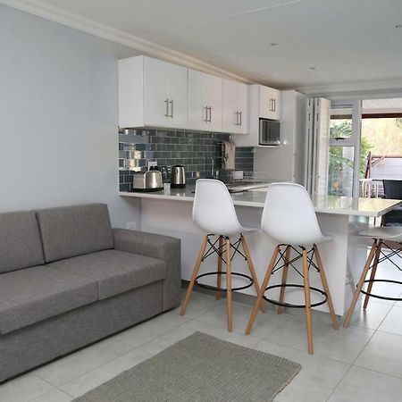 Mchaven @ 8 Apartment Swellendam Bagian luar foto